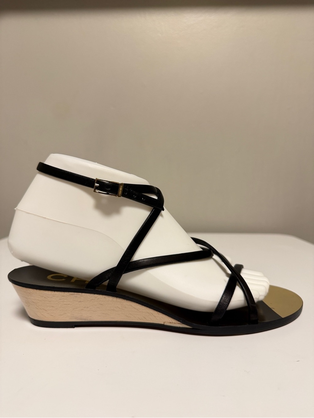 CHANEL BLACK LEATHER ANKLE STRAP SANDALS Women’s EU 39 US 9 - Picture 3 of 10